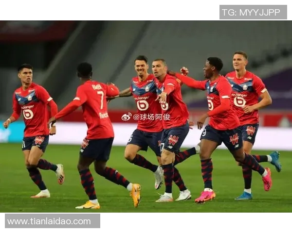 柏林赫塔主场大胜汉诺威96，轻松取得胜利