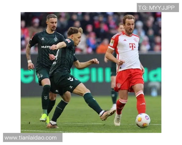 拜仁慕尼黑主场轻松取胜，德甲榜首稳如磐石