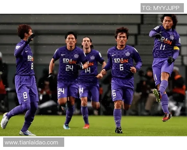 广岛三箭主场不敌门兴，遭遇两连败困境加重