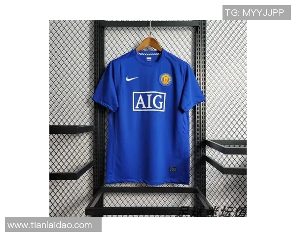 英超联赛将推出全新球衣设计，球迷热议球队新造型展望新赛季